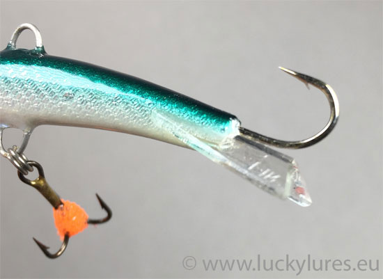 Endstück des Karikko 15 g Balance Jigs Hopeakala 65 mm in der Farbe 319.